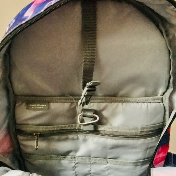 Simply Modern Backpack with Laptop Compartment - Picture 5 of 6